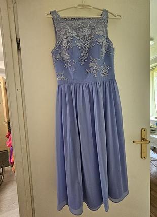 Голубое нежное миди платье