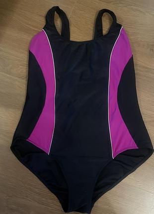 Неймовірний суцільний купальник з дуже доброю утяжкою