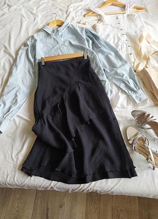 Черно белая юбка миди в горох