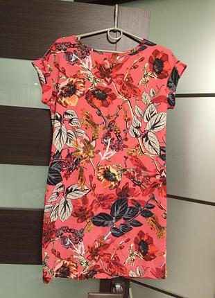 Платье красное