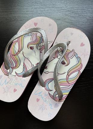 Вʼєтнамки для дівчинки