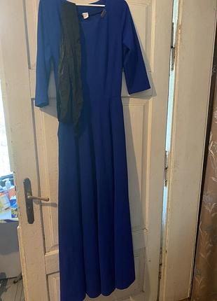 Жіночі сукні