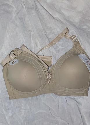 Бюст безшовний, зручний