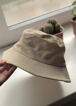 Панама, бежева з ромашкою