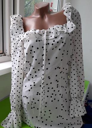 Сукня жіноча