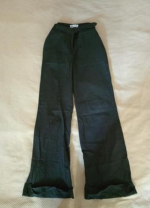 Классические деловые брюки черного цвета