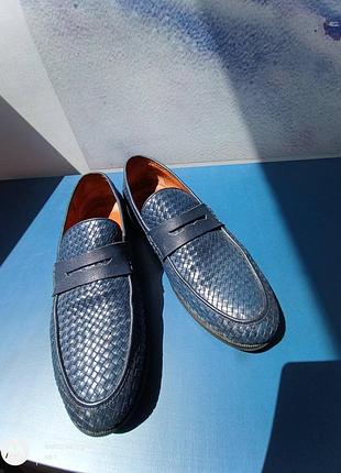 Мужские кожаные туфли мокасины с перфорацией бренда estro темно-синего цвета 45 размера