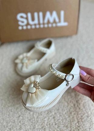 Туфельки 106, р.33, білий