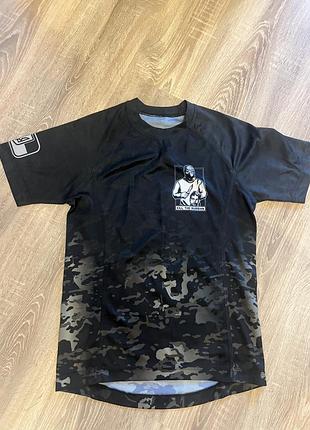 Футболка унісекс