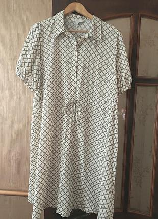 Плаття коротке