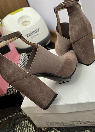 Замшеві туфлі ботільйони