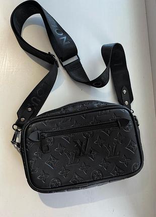 Сумка louis vuitton , месенджер