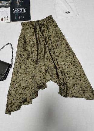 Сатиновая асимметричная юбка