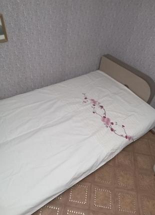 136*207 см,полуторный хлопковый податчик, вышивка,Е недостатки