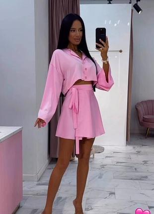 Жіночий костюм шовковий літній спідниця на запах і вкорочена сорочка кроп легкий вільного крою