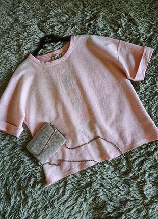 Очень красивая футболка-блузка с легкой люрексовой нитью и необычной спинкой🌺🔥