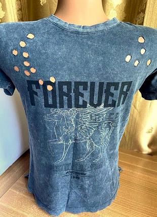 Стильна вибілена сіра футболка  100 % коттон з дірками  xs-s /yd/primark/ірландія.