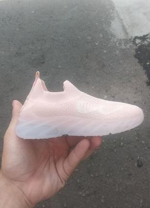 Макасины-кроссовки для девочек 26,28,30 размеров