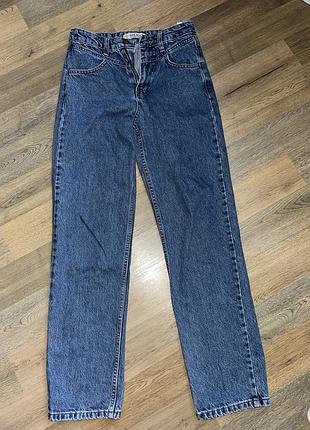Жіночі джинси