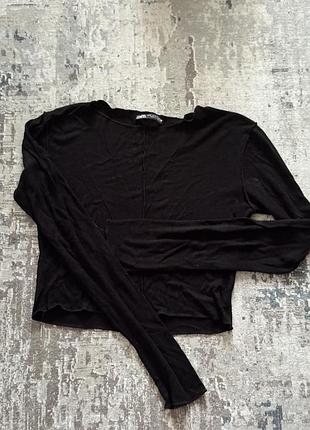 Жіноча класична чорна кофта