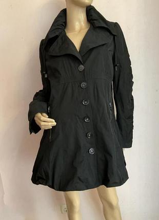 Стильний тренч, плащ від бренда creenstone