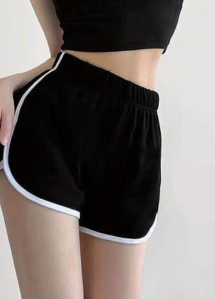 Женские шорты