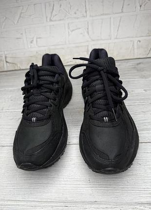 Классные черные кожаные кроссовки brooks zeal walker 6