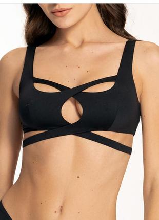 Купальник бюстгальтер