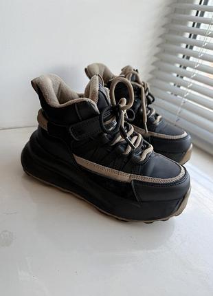 Кросівки для дівчинки