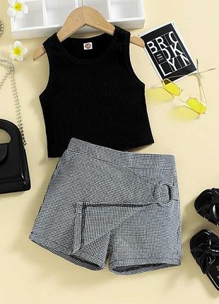 Костюмчик для девочек с шортами