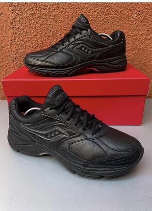 Чоловічі оригінальні шкіряні кросівки saucony Goretex omni walker 3 41-42 р 26.5 см чорного кольору 🔥