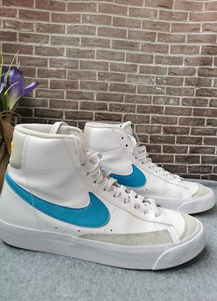 Кросівки 38 розмір