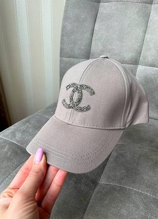Жіноча кепка chanel, стильна кепка chanel преміум якості, брендована кепка chanel для модного образу