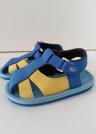 Р 28 17,5-18 см яркие желто-голубые босоножки сандалии на мальчика / девочку на липучках fasliy