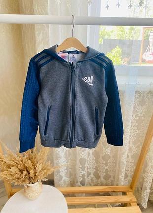 Кофта на замку, зіпка кофтинка