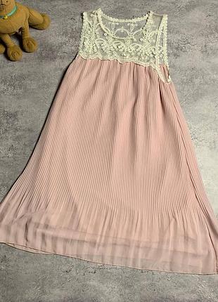 Сукня жіноча