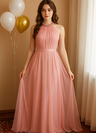 Платье с открытой спиной