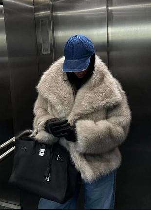 Шуба коротка  zara