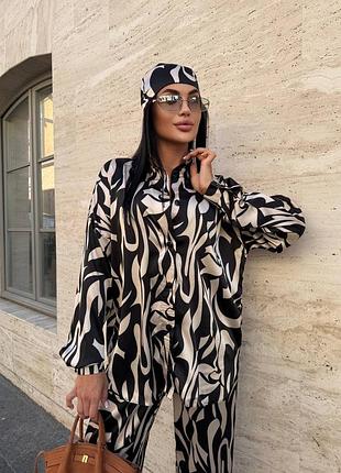 Женский шелковый костюм тройка рубашка на гуздиках, брюки палаццо и платинка