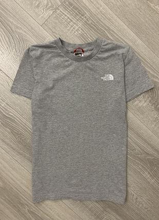 Футболка the north face