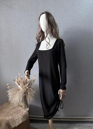 Нова сукня в рубчик