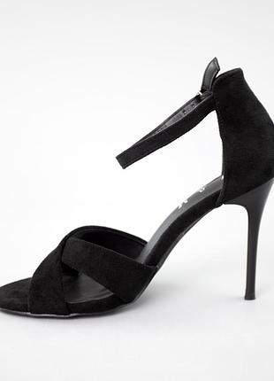 Босоніжки на шпильці з ремінцем еко замшеві чорні жіночі весна літо осінь