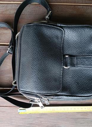 Сумка чоловіча через плече чорна шкіряна