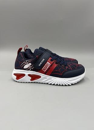 Кросівки geox assister 37 кроссовки