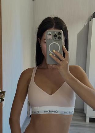 Повсякденний топ ліф бюстгальтер xs від calvin klein низька ціна