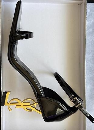 Туфлі під бренд yves sauint laurent