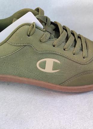 Кросівки чоловічі нові