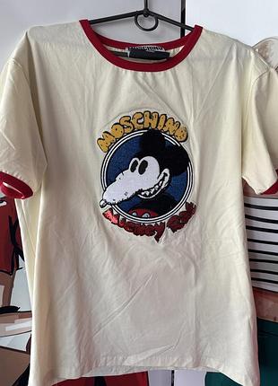 Футболка moschino
