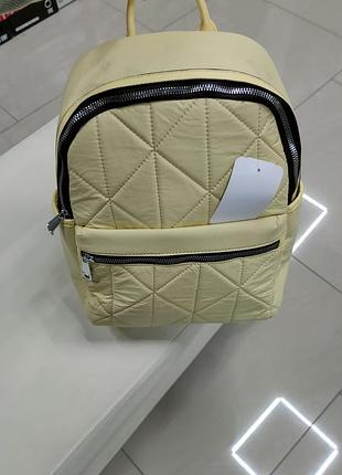 Рюкзак жіночий стильний тренд стьобаний