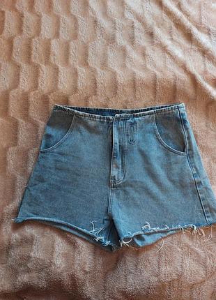 Шорти жіночі